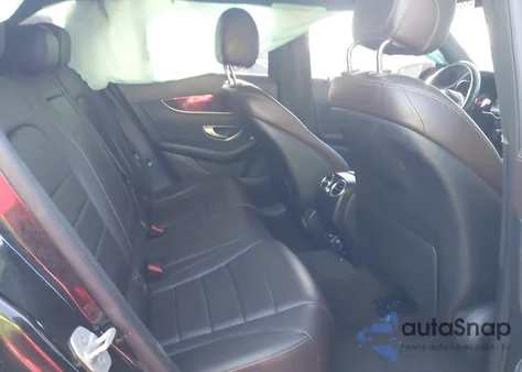 2016 Mercedes-Benz Glc 300 from USA, damaged, VIN WDC0G4JB0GF028448